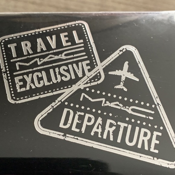 MAC mini lipstick travel set - Picture 2 of 6